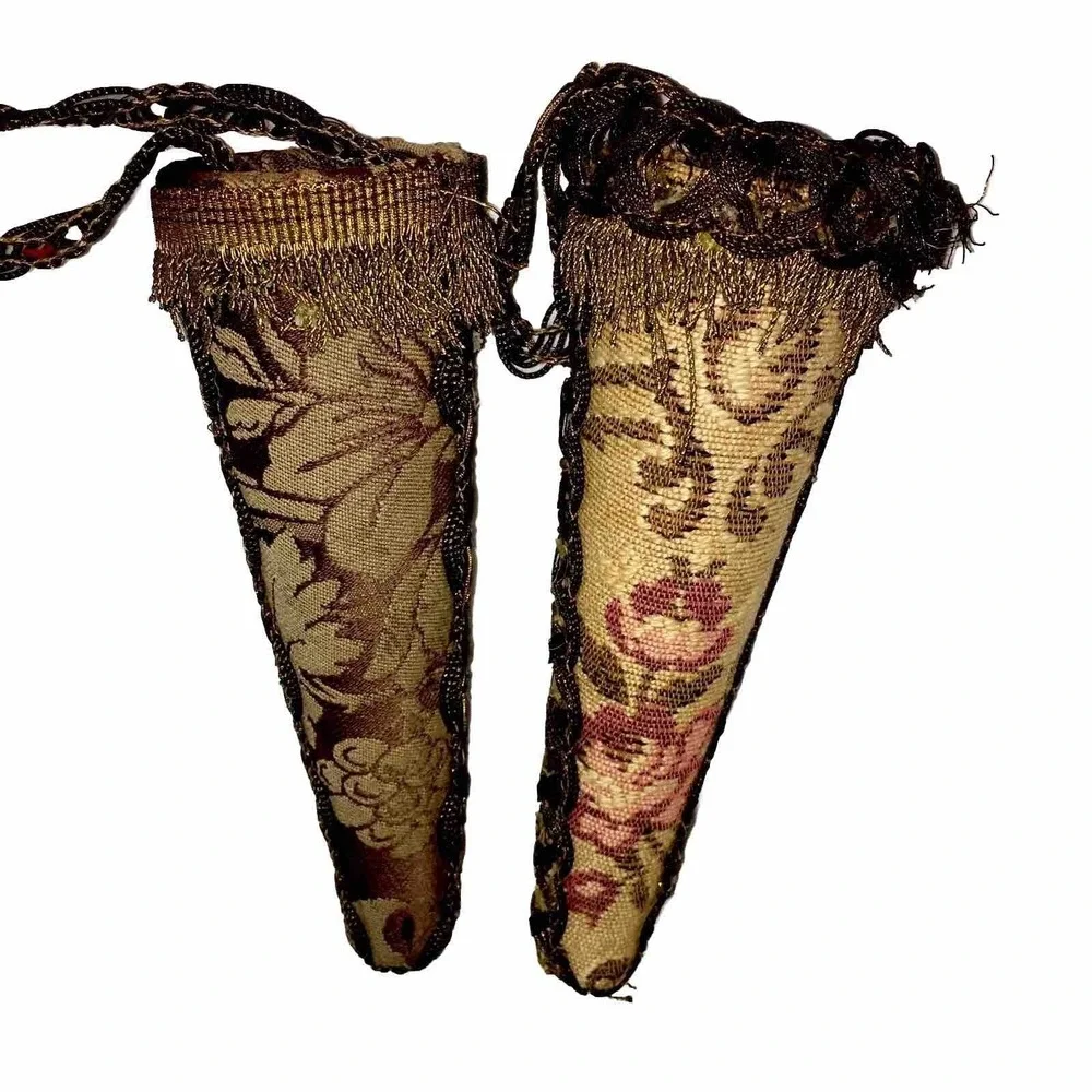 Fabric Covered Cone Flower Holder Wall Pocket‎ Shabby Chic Floral Tussy Mussy